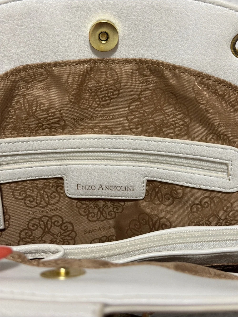 Enzo Angiolini White and Natural Straw Bucket Tote